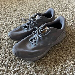 New Balance Fresh Foam Arishi v4 Running Athletic Tennis Shoes Purple Size 9